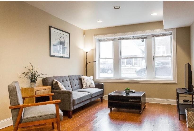 Entire Modern 2 Bedroom Apartment Chicago Exterior foto